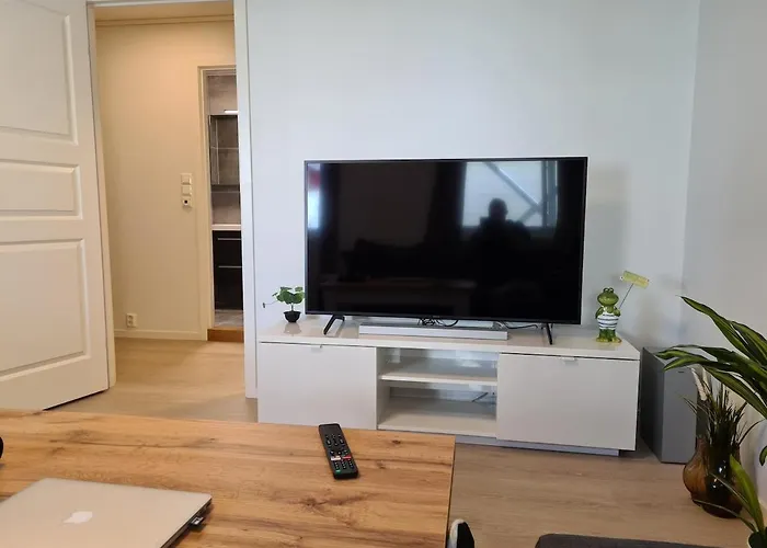 Apartment, 1 Bedrom, High Standard, Right By Airport, With Bed Linen Bergen
